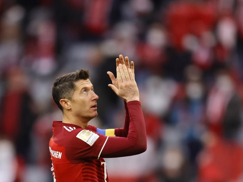 Robert Lewandowski unhappy with new Bayern Munich offer Robert Lewandowski unhappy with new Bayern Munich offer