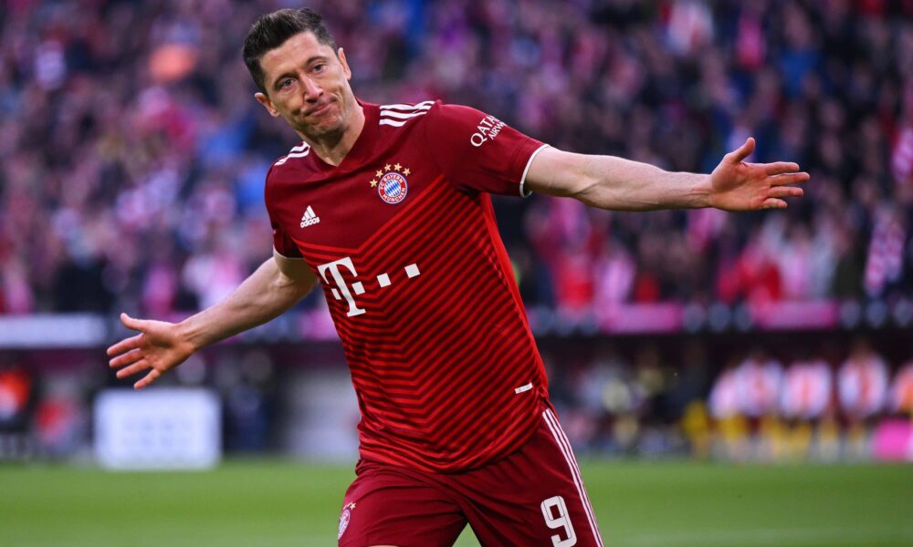 Bayern Munich to receive third Barcelona bid for Robert Lewandowski Bayern Munich to receive third Barcelona bid for Robert Lewandowski