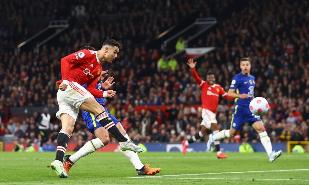 Cristiano Ronaldo earns Manchester United a valuable point in lopsided draw against Chelsea: Player Ratings Cristiano Ronaldo earns Manchester United a valuable point in lopsided draw against Chelsea: Player Ratings
