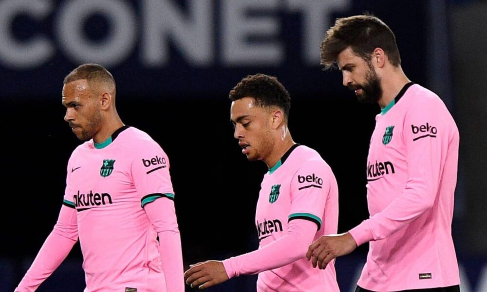 Chelsea, Leeds hopes ruined as Barcelona take defiant stance over American star Sergino Dest Chelsea, Leeds hopes ruined as Barcelona take defiant stance over American star Sergino Dest