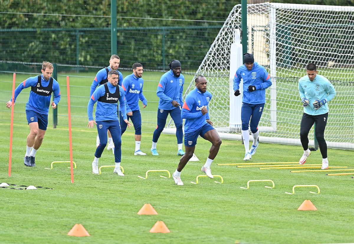 West Ham defender wanted by former manager at London rivals West Ham defender wanted by former manager at London rivals