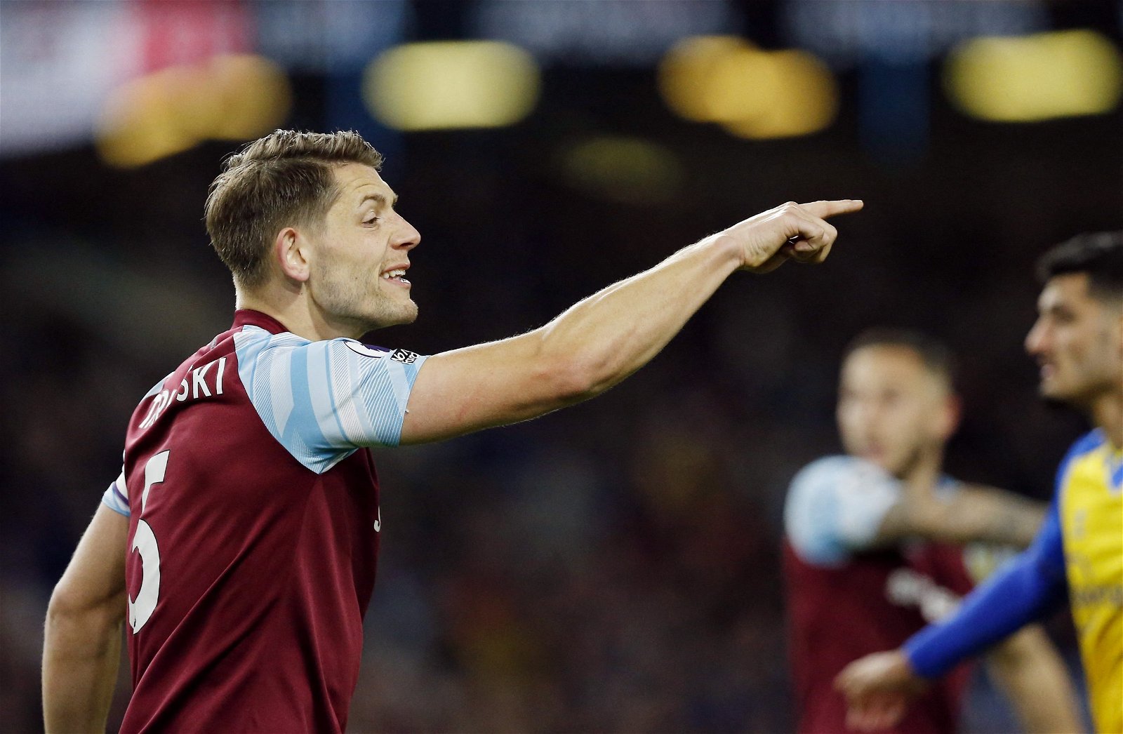 Newcastle interested in Tarkowski | FootballFanCast.com Newcastle interested in Tarkowski | FootballFanCast.com