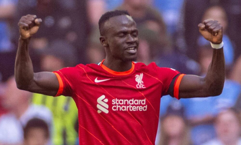 Agent holds talks with Bayern Munich as Liverpool sweat over contract impasse
