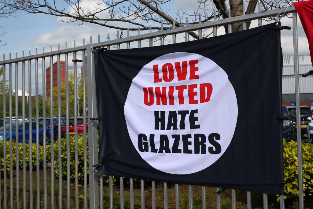 Manchester United and Mike Jackson take centre stage in Hot or not: Week 35 Manchester United and Mike Jackson take centre stage in Hot or not: Week 35