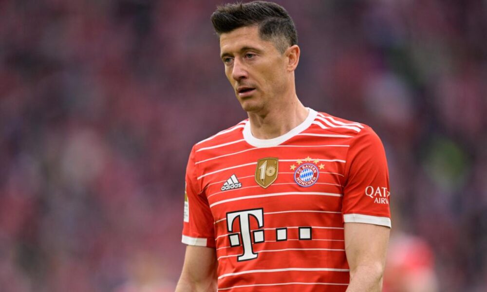 total agreement with Lewandowski, his agent has a plan to leave Bayern! total agreement with Lewandowski, his agent has a plan to leave Bayern!