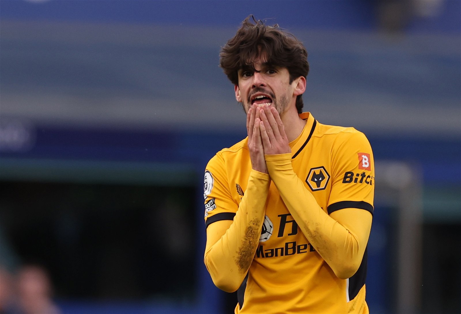 Wolves face battle for Francisco Trincao