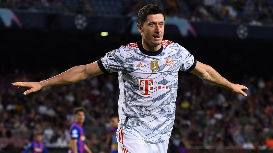 Bayern Munich director insists Robert Lewandowski situation is ‘fixable’ Bayern Munich director insists Robert Lewandowski situation is ‘fixable’