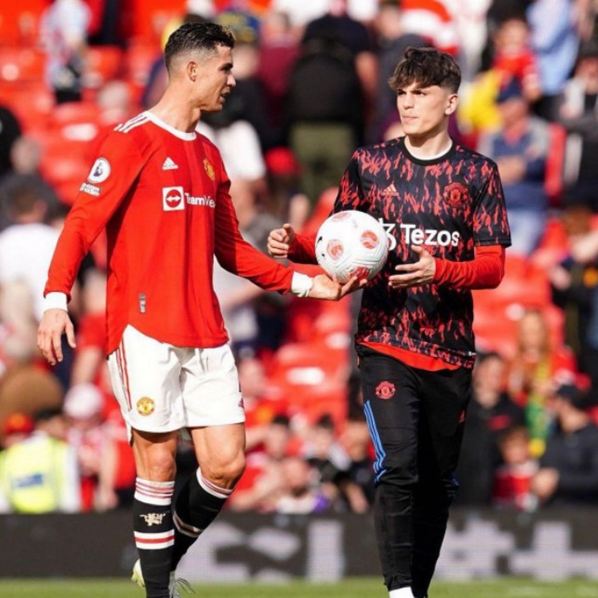 “Like a young Cristiano” – Paul Scholes heaps praise on Manchester United star “Like a young Cristiano” – Paul Scholes heaps praise on Manchester United star