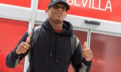 Anthony Martial set for Man United stay Anthony Martial set for Man United stay
