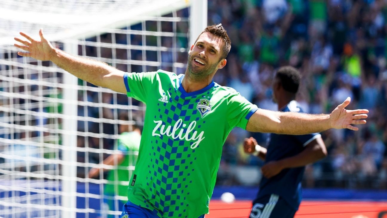 Morris, Roldan score as Sounders blast SKC 3-0 Morris, Roldan score as Sounders blast SKC 3-0