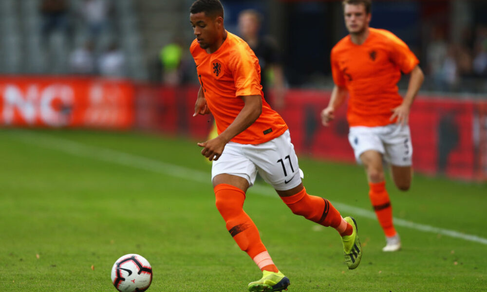 West Ham and Newcastle set to fight it out for forward ‘one step away’ from Premier League move