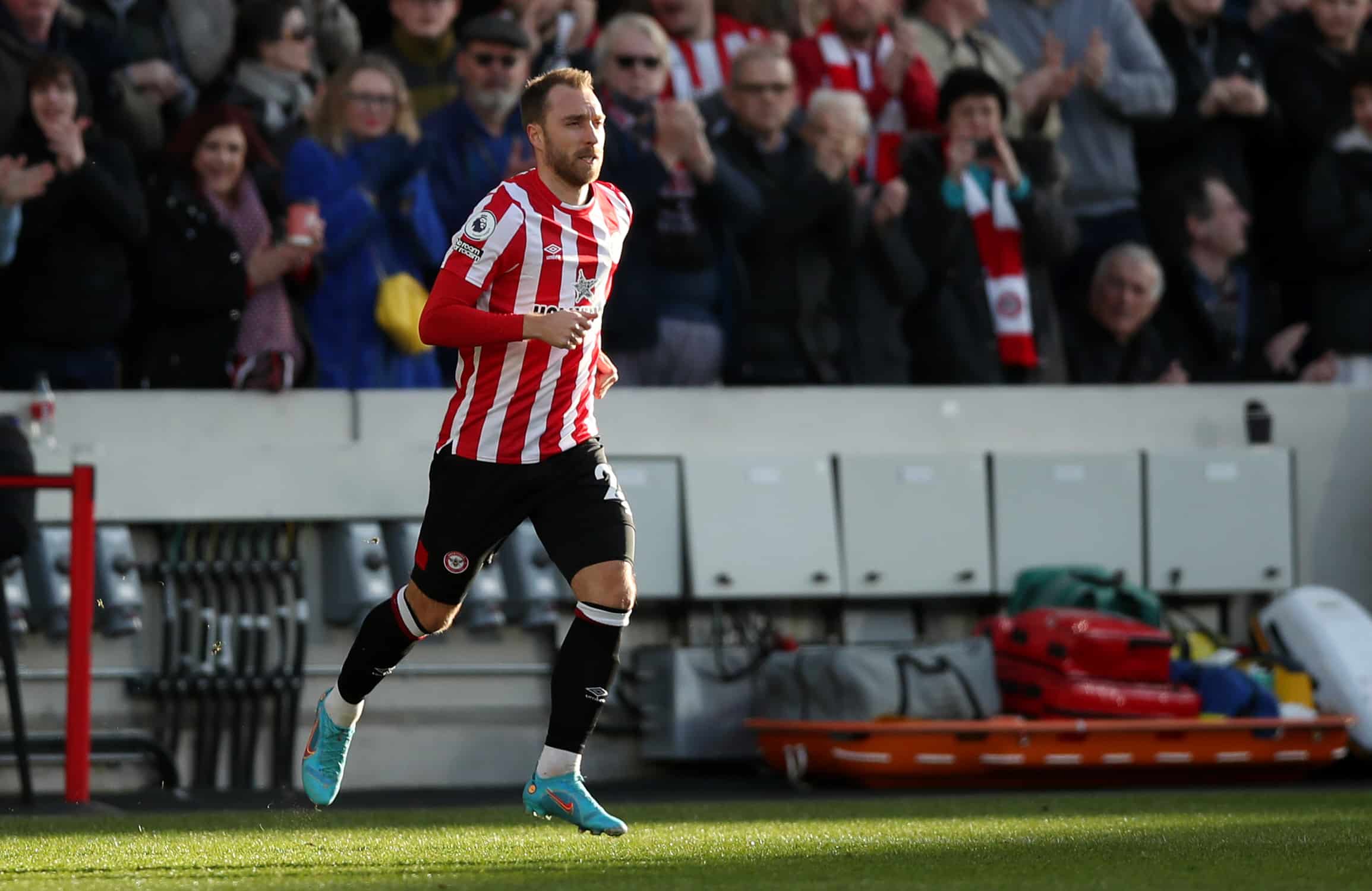 Why Christian Eriksen is stalling on Man United move Why Christian Eriksen is stalling on Man United move