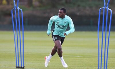 Arsenal defender completes Bundesliga move after seven years at club Arsenal defender completes Bundesliga move after seven years at club