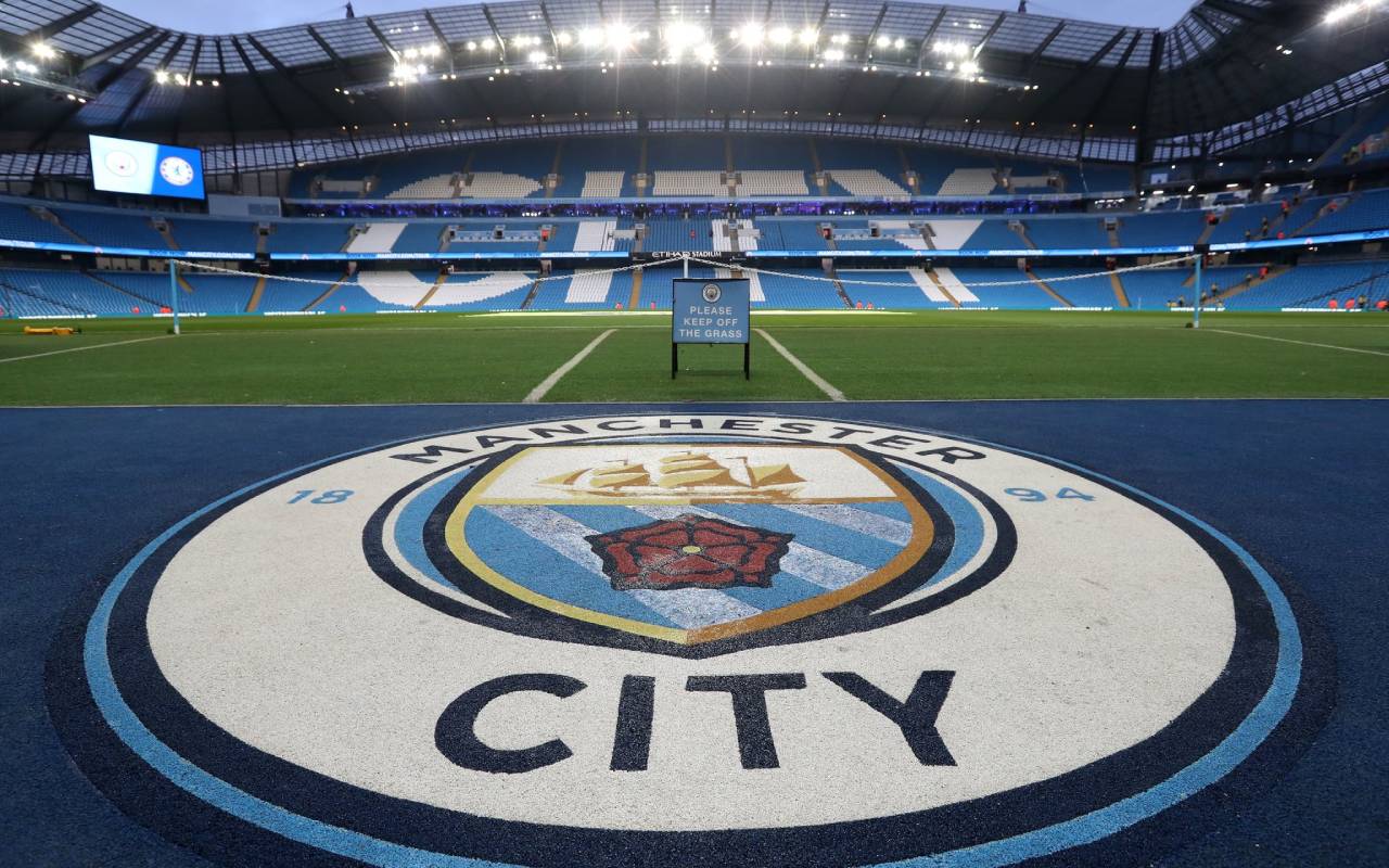 Southampton sign Manchester City goalkeeper Bazunu