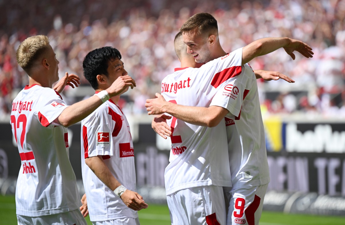 €25m star’s agent in England last week amid Tottenham transfer interest