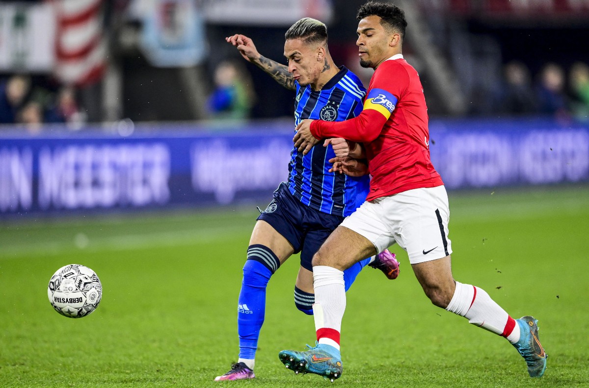 Manchester United must pay £69m for Antony