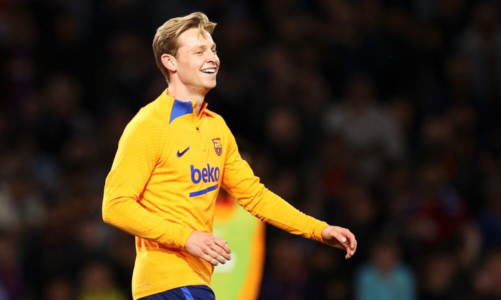 De Jong won’t speak to Man United and Chelsea until Barca fix problem De Jong won’t speak to Man United and Chelsea until Barca fix problem