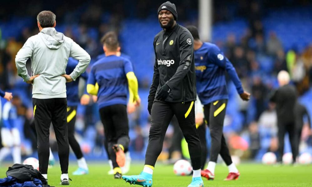Romelu Lukaku nears return to Inter Milan as Chelsea agree to loan move