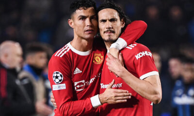 Barcelona considering Manchester United forward Cavani