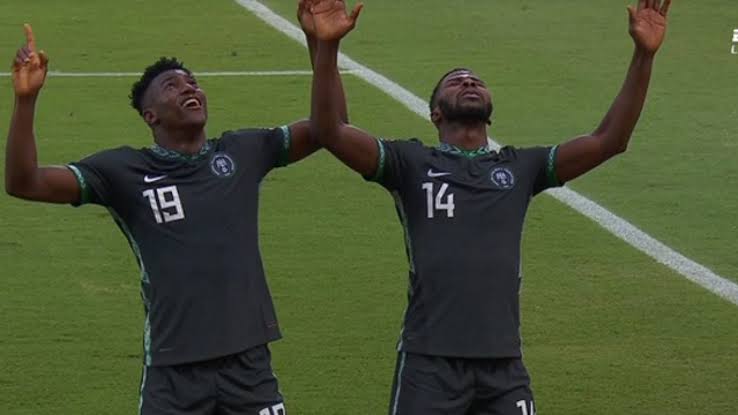 Osimhen backs Awoniyi to succeed at Nottingham Forest Osimhen backs Awoniyi to succeed at Nottingham Forest
