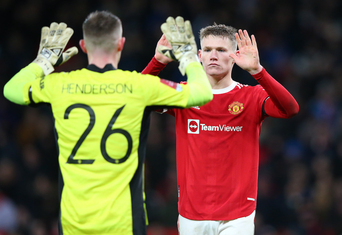 Man United to remove Dean Henderson buy out option