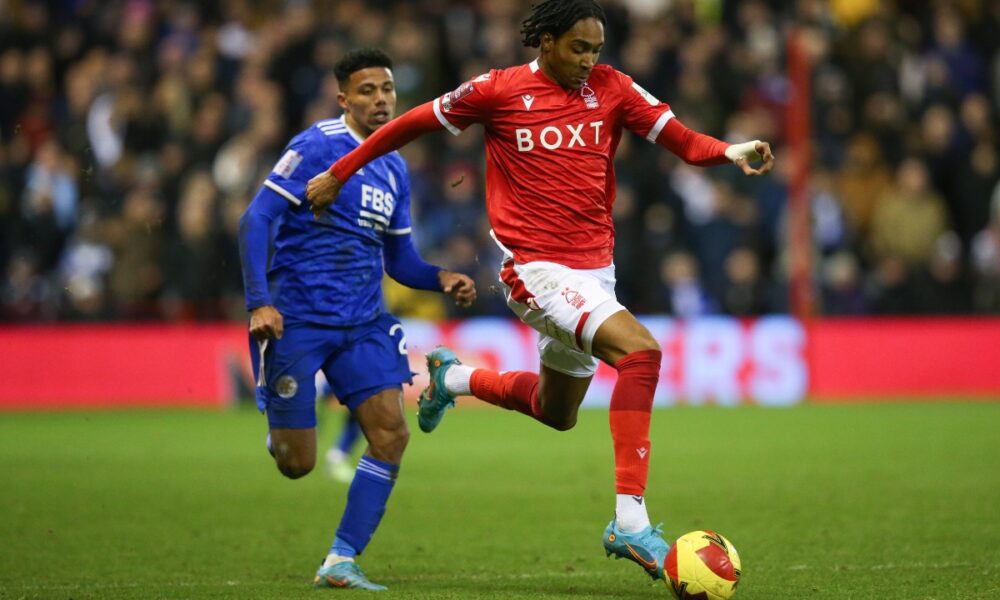 Djed Spence Tottenham transfer warning from ex-Man United ace