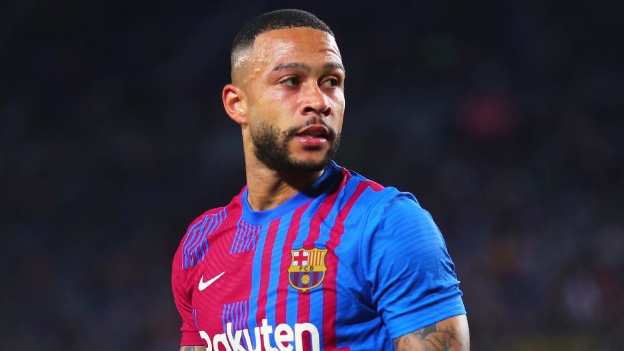 Memphis Depay insists he wants to stay at Barcelona Memphis Depay insists he wants to stay at Barcelona