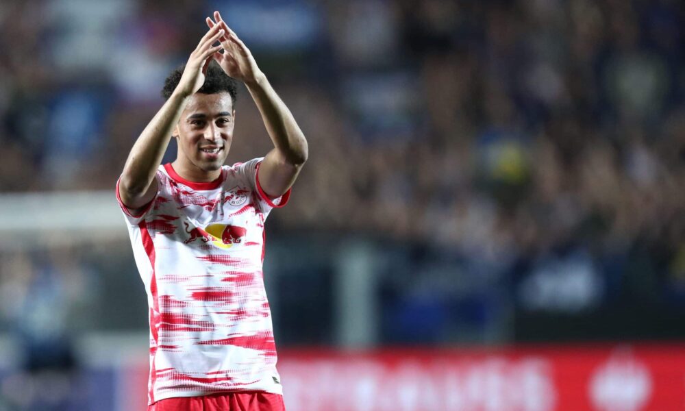 Leeds United announce fourth summer signing and close in on fifth