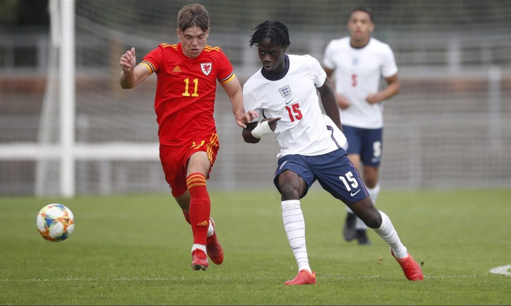 Darko Gyabi set for Leeds medical