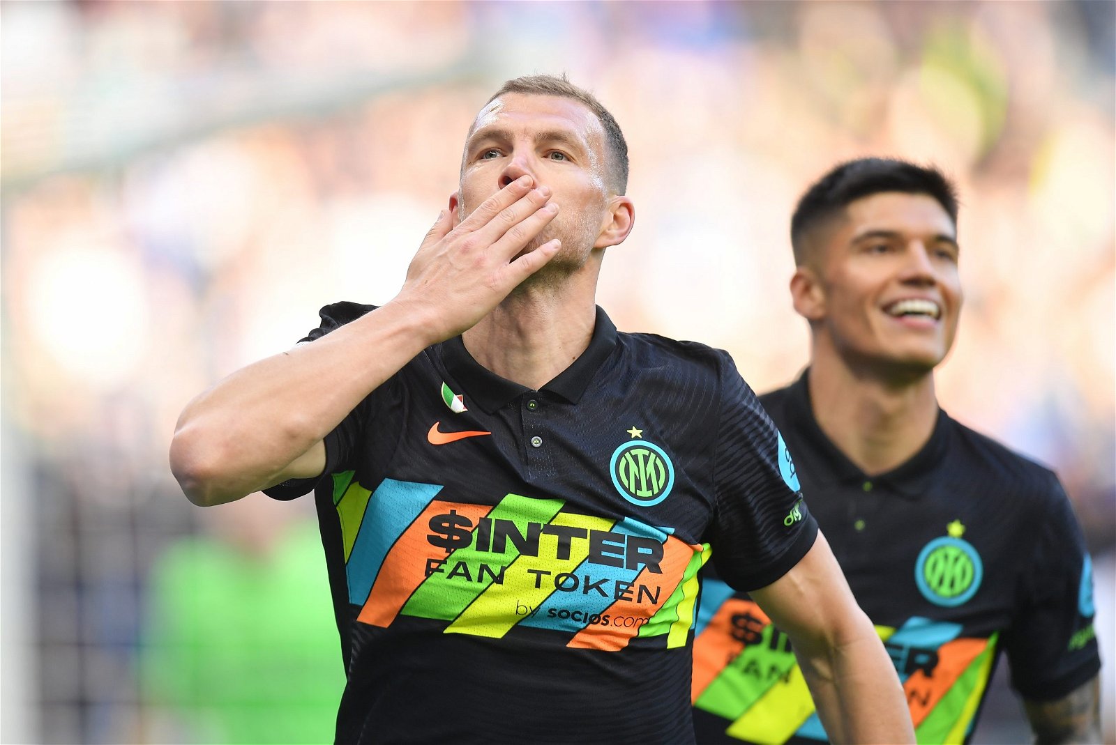 Dzeko could form dream duo at Wolves Dzeko could form dream duo at Wolves