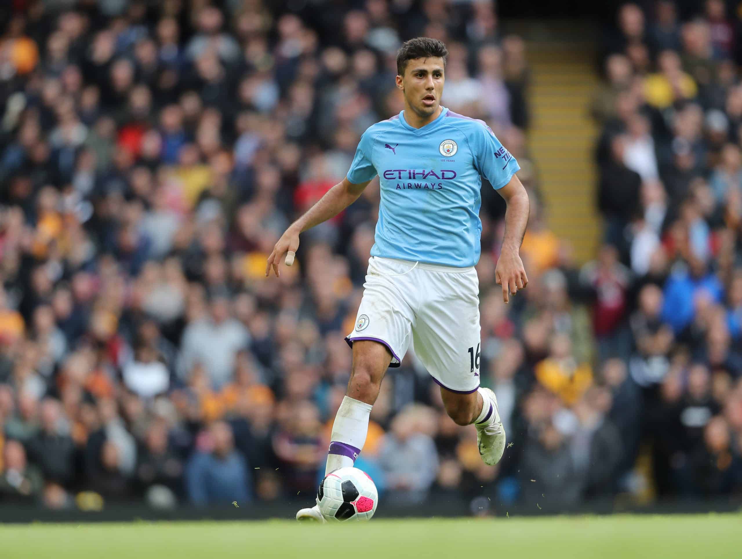 Manchester City star Rodri pens new deal until 2027