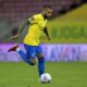 Dani Alves aims parting shot at Barcelona