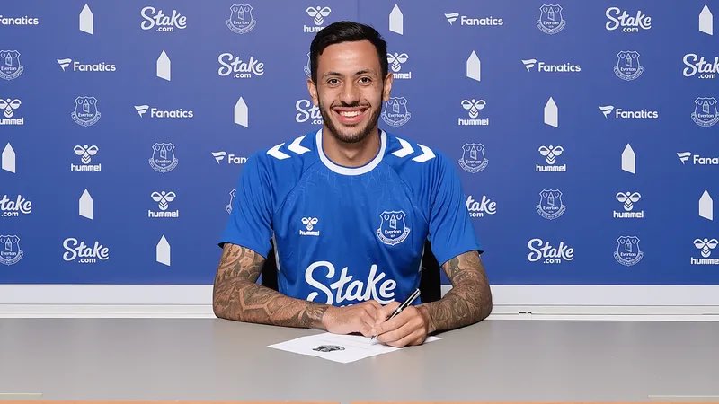 Everton confirm the signing of Dwight McNeil on a five-year deal Everton confirm the signing of Dwight McNeil on a five-year deal