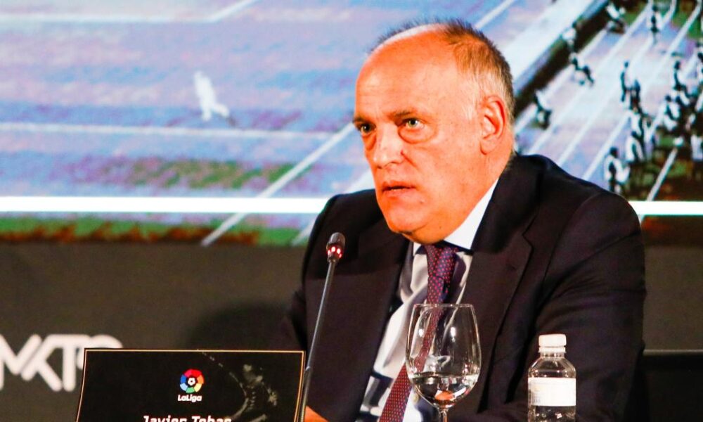 Tebas explains the reasons for the Blaugrana’s XXL transfer window and sends them a clear warning for de Jong!