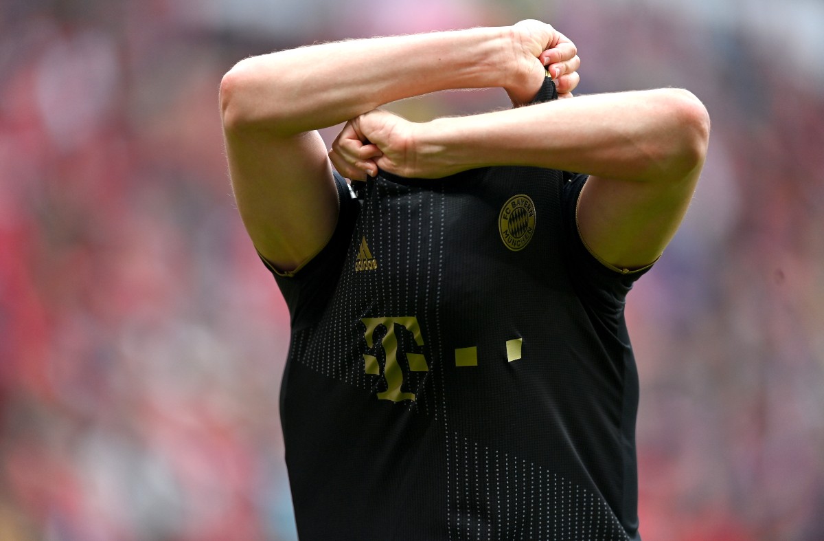 Chelsea transfer news: Benjamin Pavard agent links Chelsea transfer news: Benjamin Pavard agent links