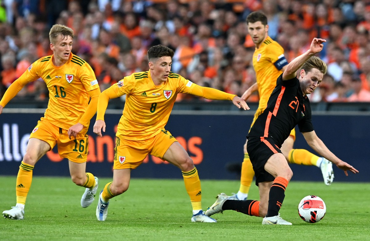 Fabrizio Romano confirms Chelsea are interested in potentially hijacking Frenkie de Jong’s Man Utd transfer