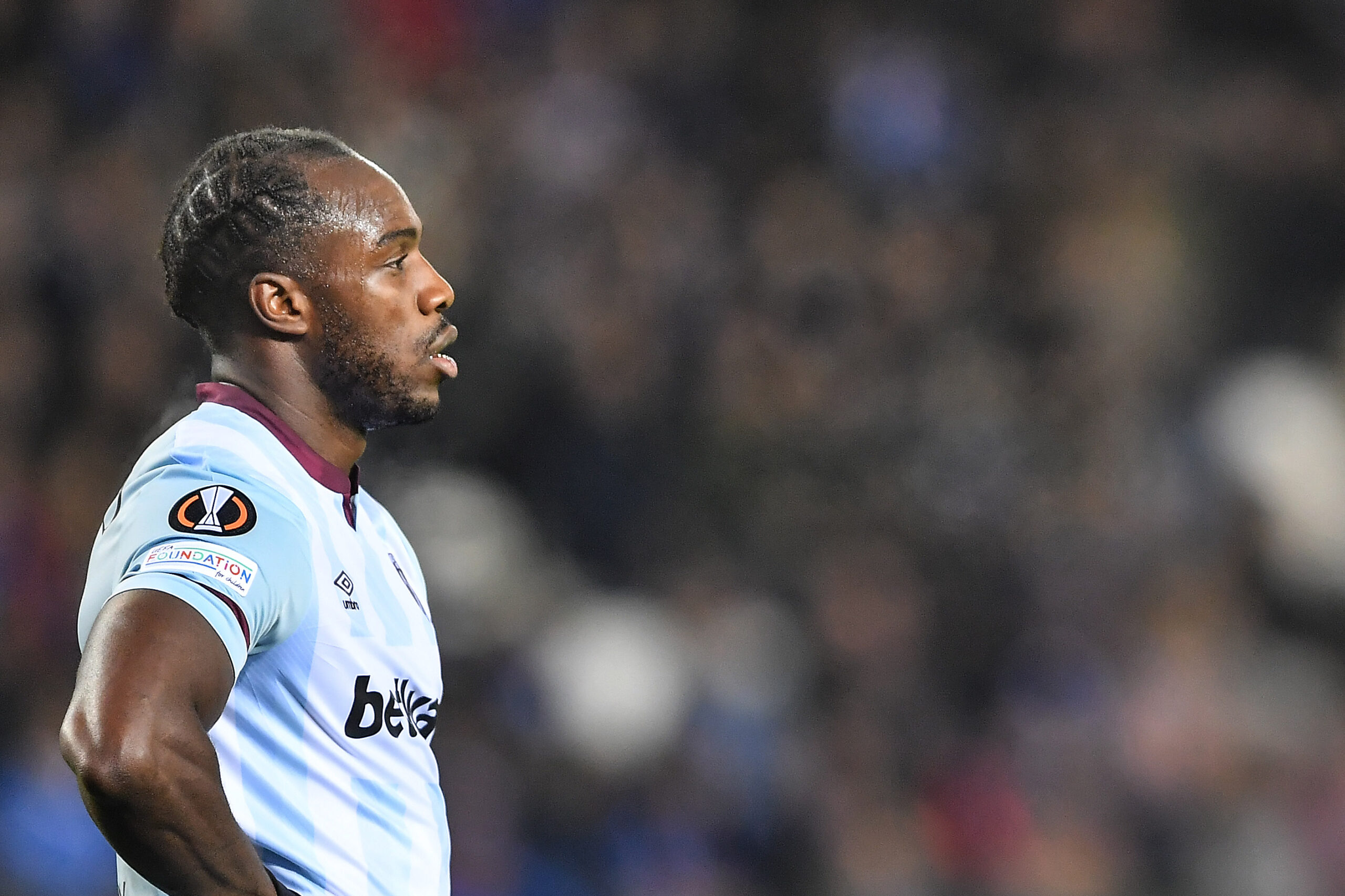 Pundit not convinced West Ham target would start ahead of Michail Antonio