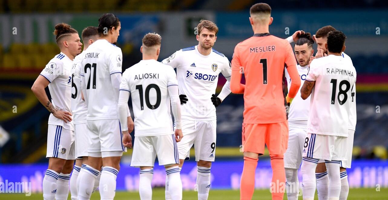 Leeds United considering move for former Manchester United veteran Leeds United considering move for former Manchester United veteran