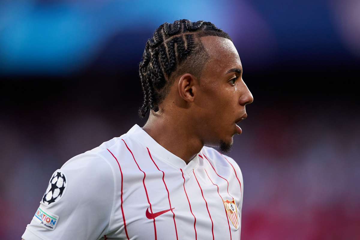 Chelsea closing in on signing £51m defender