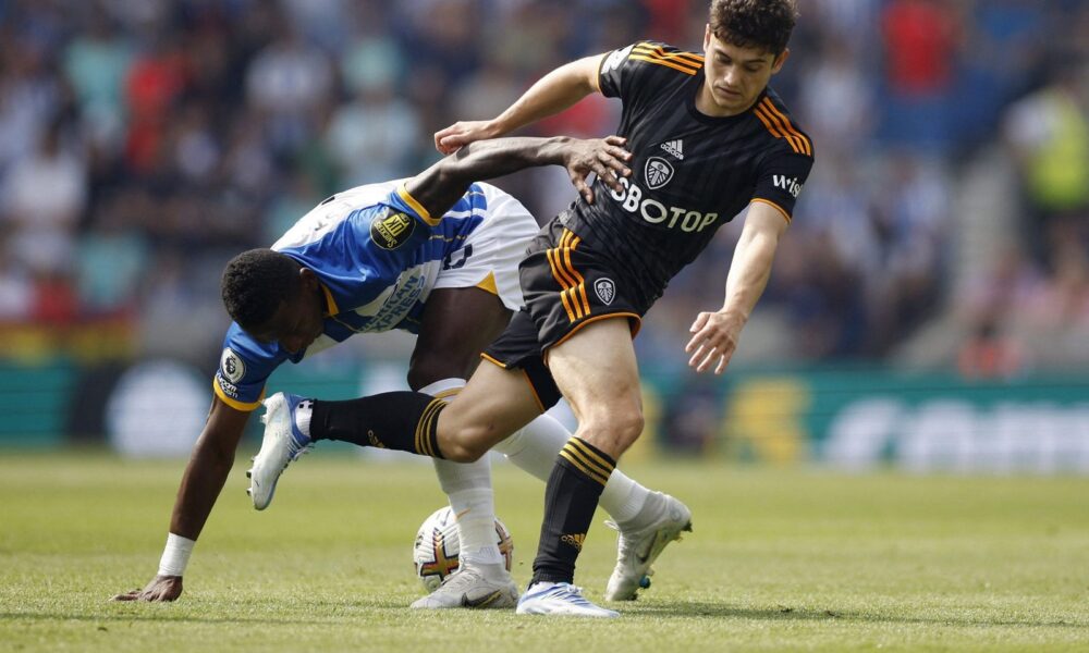 Leeds: Romano drops James update