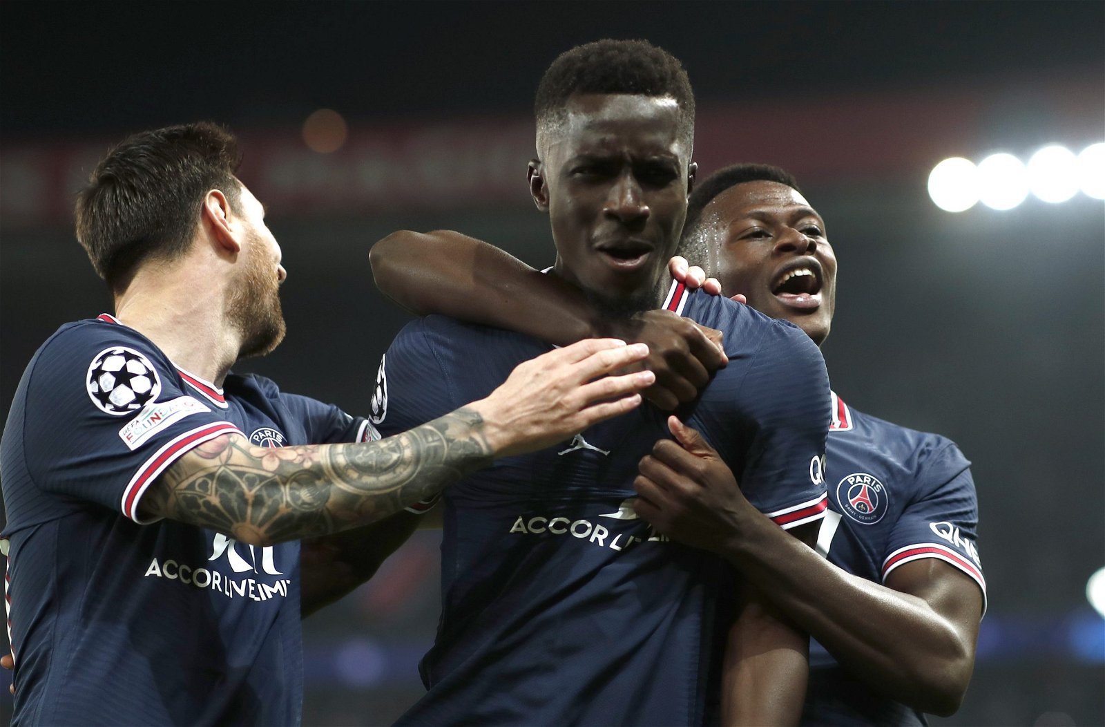Everton close to Idrissa Gana Gueye deal Everton close to Idrissa Gana Gueye deal