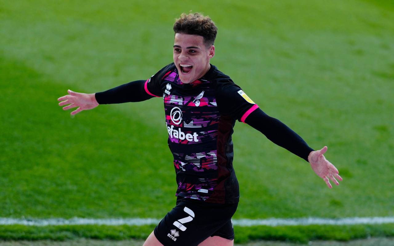 Suggestions Man United could reignite interest in 22-year-old defender