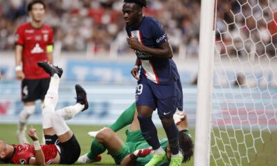 Leeds in talks to sign Arnaud Kalimuendo