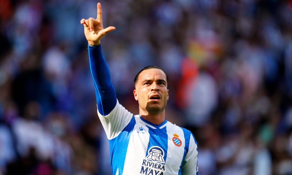 Manchester United open negotiations for La Liga striker Raul de Tomas Manchester United open negotiations for La Liga striker Raul de Tomas