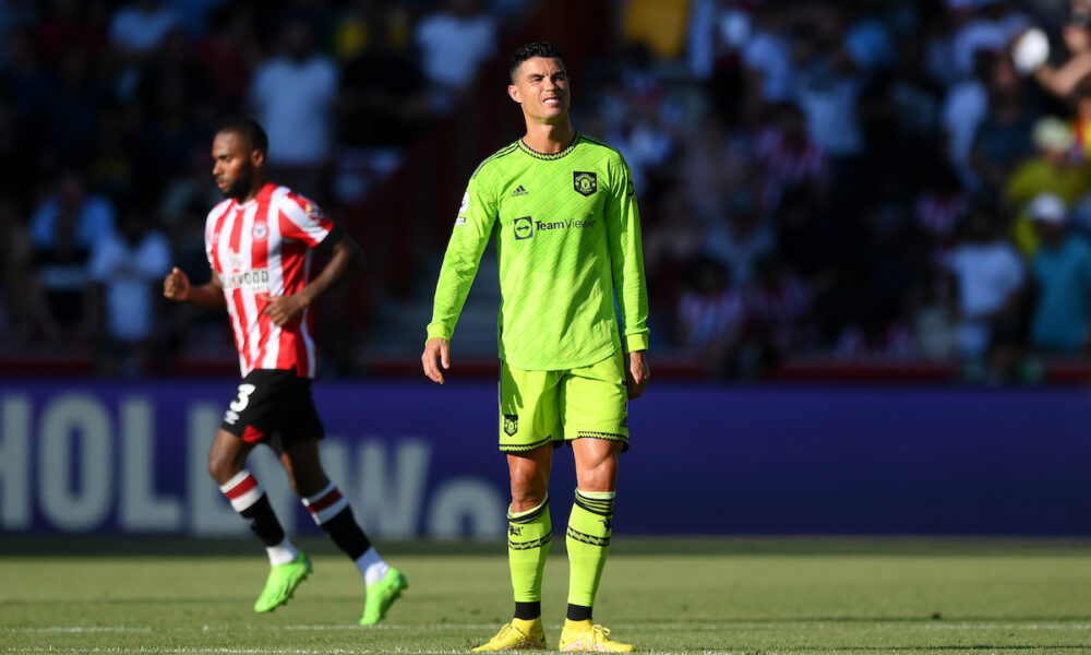 Ronaldo brutally snubs Man United fans as Red Devils’ problems mount Ronaldo brutally snubs Man United fans as Red Devils’ problems mount