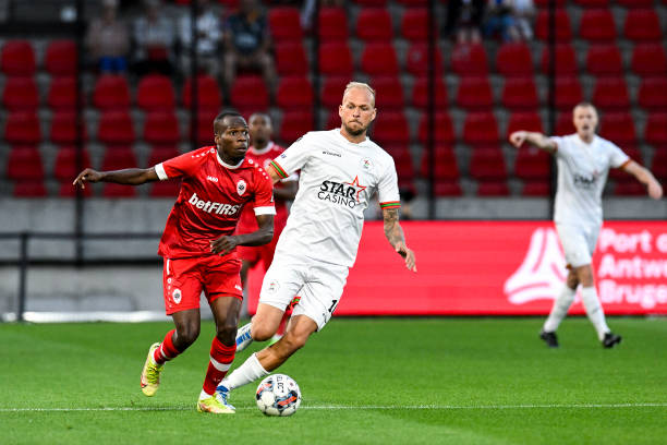 Alhassan Yusuf powers Royal Antwerp past OH Leuven Alhassan Yusuf powers Royal Antwerp past OH Leuven