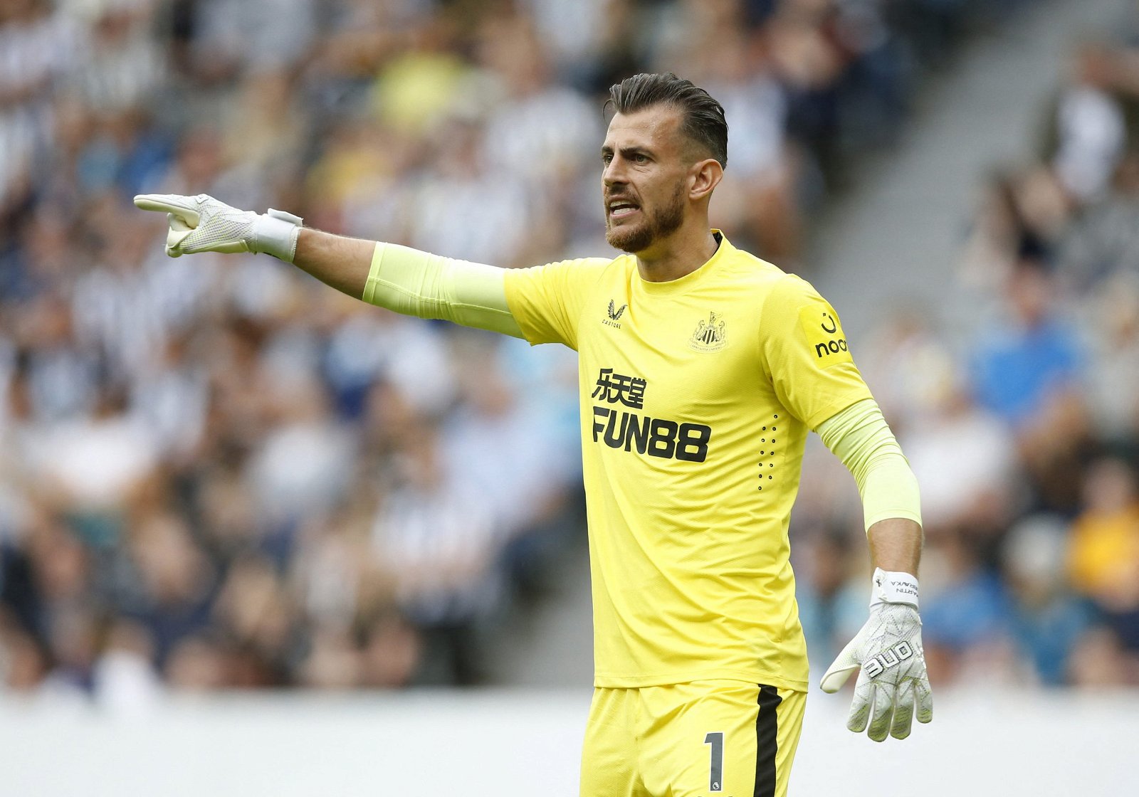 Newcastle: Offer made for Martin Dubravka