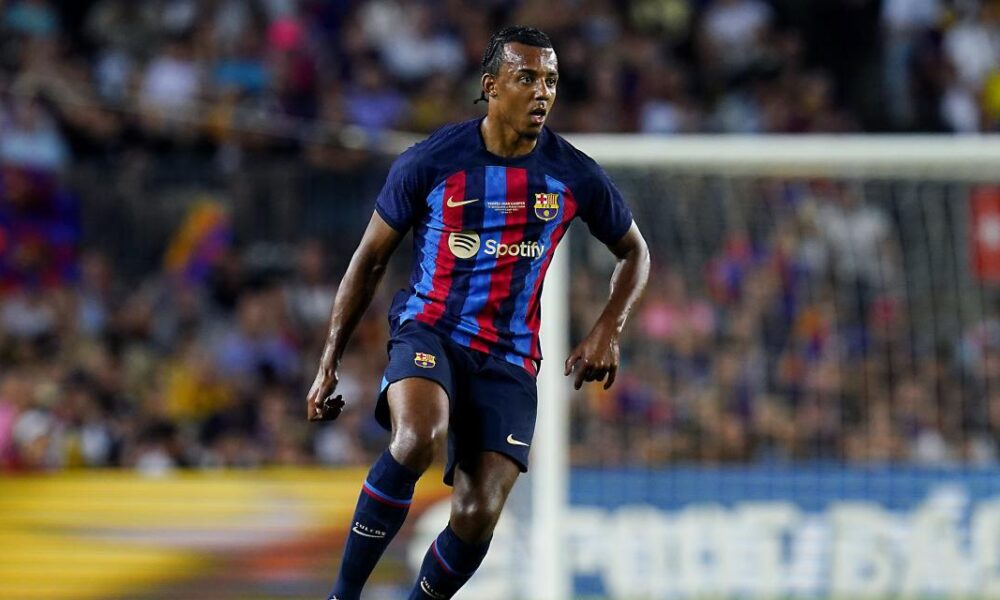 tired of his situation, Koundé puts pressure on the club!
