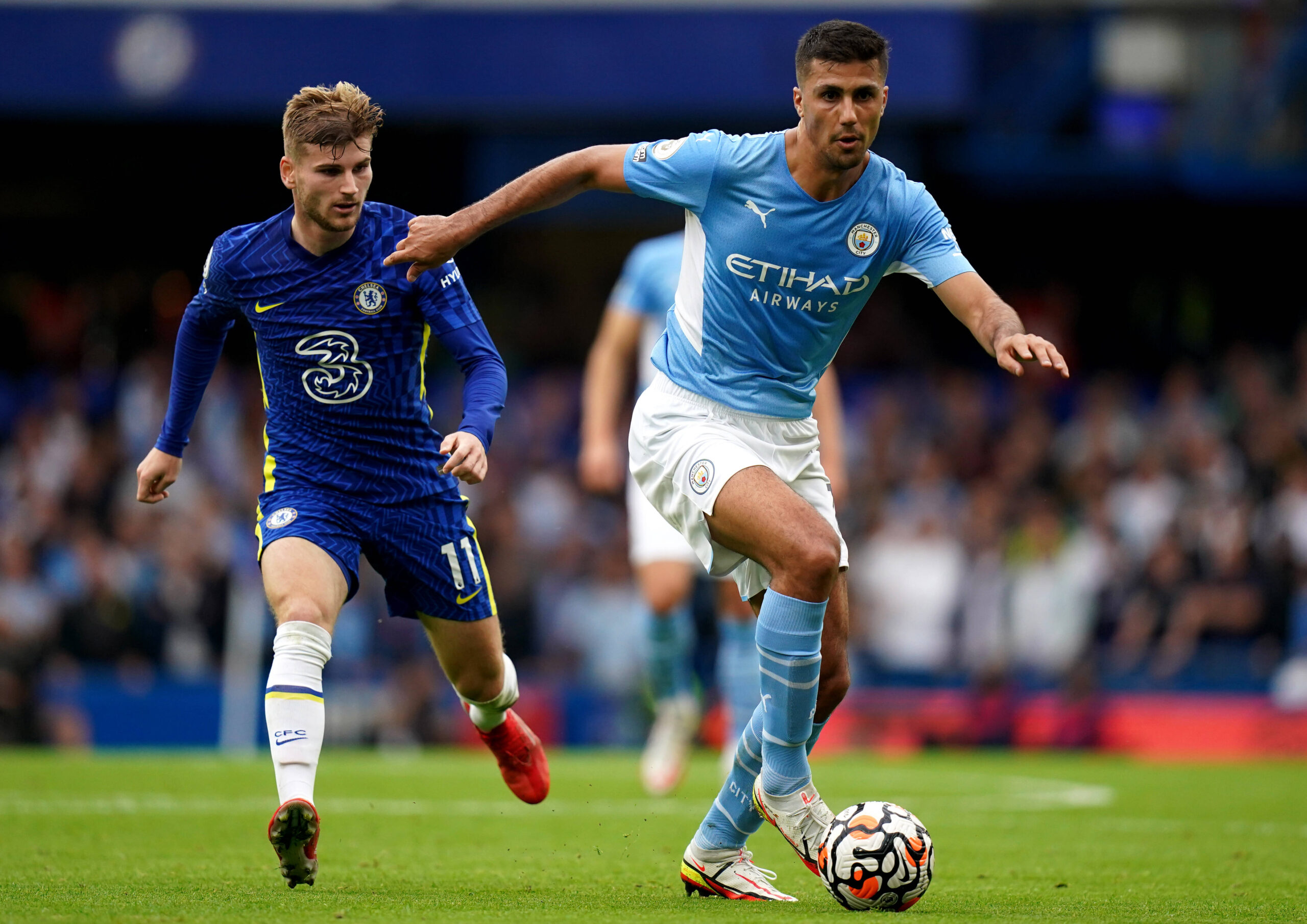 Barcelona looking to sign Manchester City star