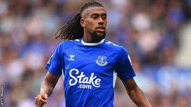 Alex Iwobi bags assist in Everton win at Goodison Park Alex Iwobi bags assist in Everton win at Goodison Park